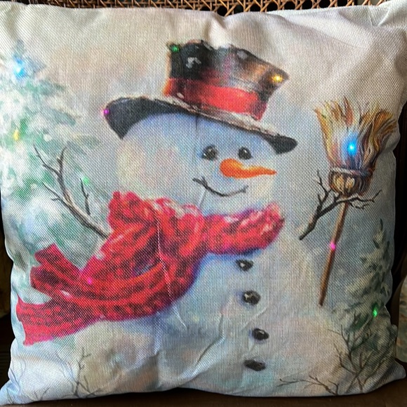 Light Up Pillow Snowman Accent Pillow Throw Pillow - Picture 9 of 9